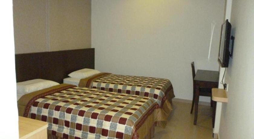 G Six Hotel Sitiawan Exterior foto