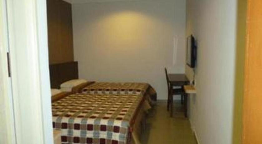 G Six Hotel Sitiawan Exterior foto